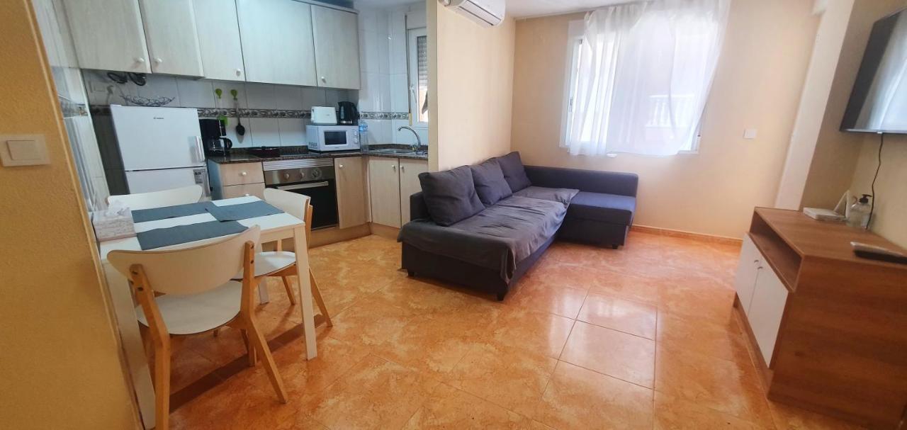 Isamar Apartamento Playa Del Cura Торевиеха Екстериор снимка